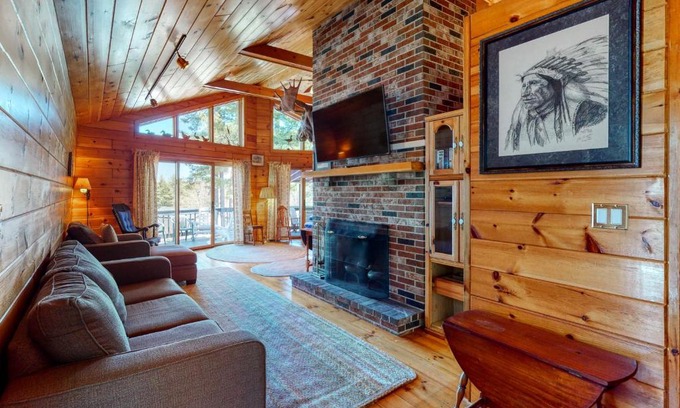 Naples Casa | Camp on Brandy