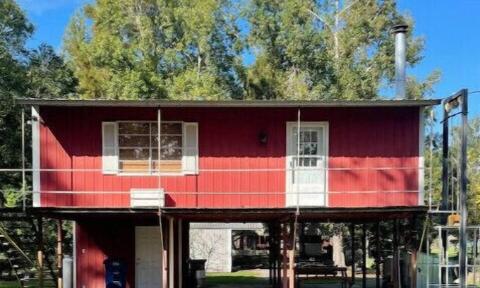 Lottie Casa | Camp on private lake