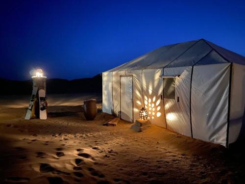 M'Hamid El Ghizlane Otro | Camp Sahara Feeling