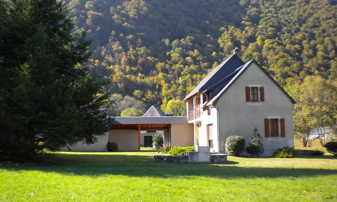 Campan Casa | Campan, Hautes Pyrénées cabaña casa -Cómodo cerca del Col du Tourmalet.