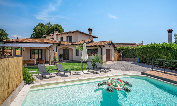 Viskovo Casa | Campanero by Interhome