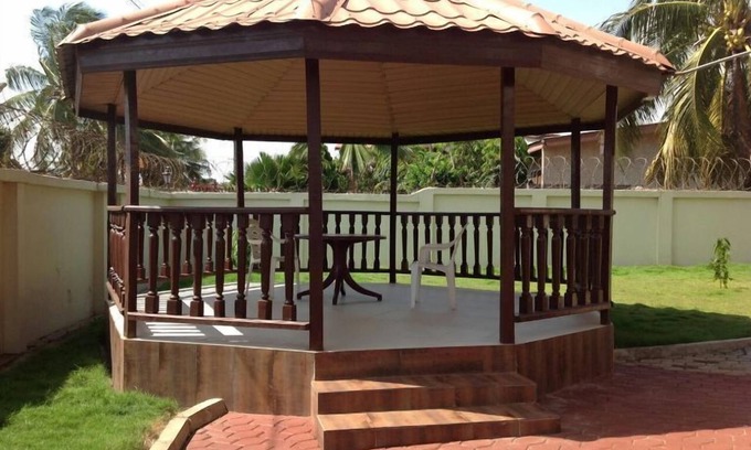 Nungua Hotel | Campbell Hotel Accra