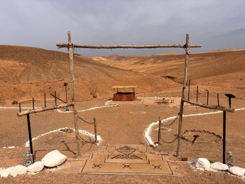 Sidi Badhaj Otro | Campement authentique désert d Agafay