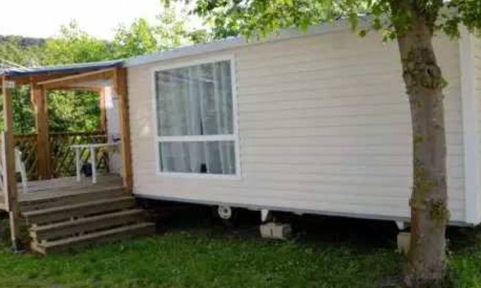 Arles-sur-Tech Casa | Camping 3 étoiles - Piscine - eebhb0