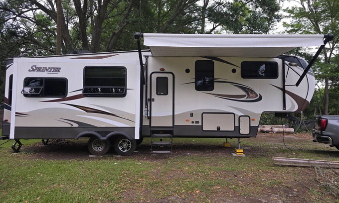 Longs Casa | Camping 20 mins from the beach in my back yard