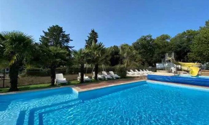 Guemene-Penfao Casa | Camping 3 étoiles - Piscine - eebebg