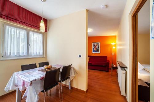 Naturno Apartamento | Camping Adler Bungalow 16