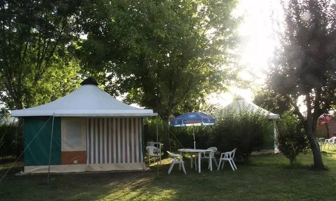 Chauffour-sur-Vell Casa | Camping Au Bois Dormant *** - Bungalow de lona 3 habitaciones 5 personas sin baño
