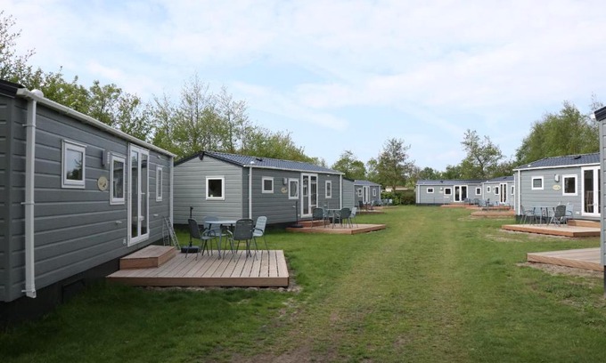 Burgh-Haamstede Otro | Camping de Duinhoeve Chalet Vogel not for companies