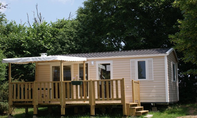Saulieu Alquiler De RV | Camping de Saulieu