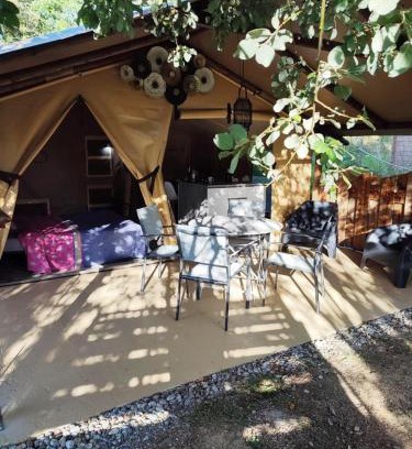 Engravies Otro | Camping des vignes