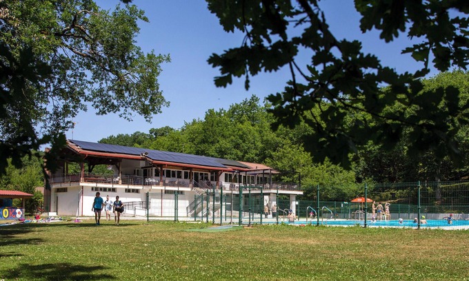 Etxarri-Aranatz Alquiler De RV | Camping Etxarri