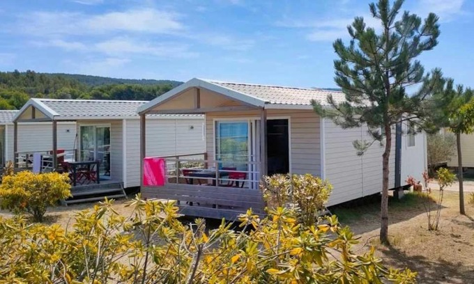 Saint-Mitre-les-Remparts Otro | Camping 3 étoiles - Piscine - ccbaega