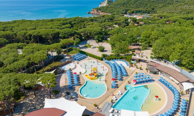 Le Rocchette Alquiler De RV | Camping Village Baia Azzurra