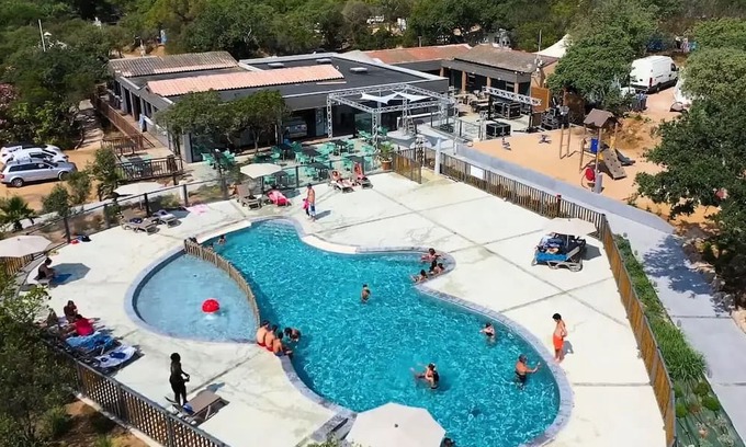Pianotolli-Caldarello Alquiler De RV | Camping le Damier * - Lodge SAHARI 24m2 - 2 bedrooms - terrace 10m2 (with sanitary facilities) 5 people