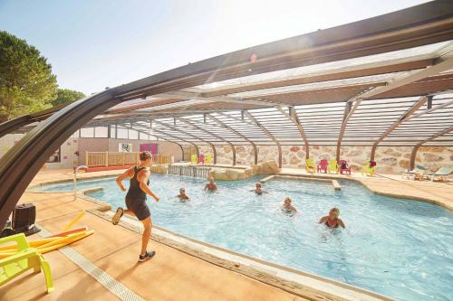 Laroque-des-Alberes Complejo | Camping Laroque des Albères