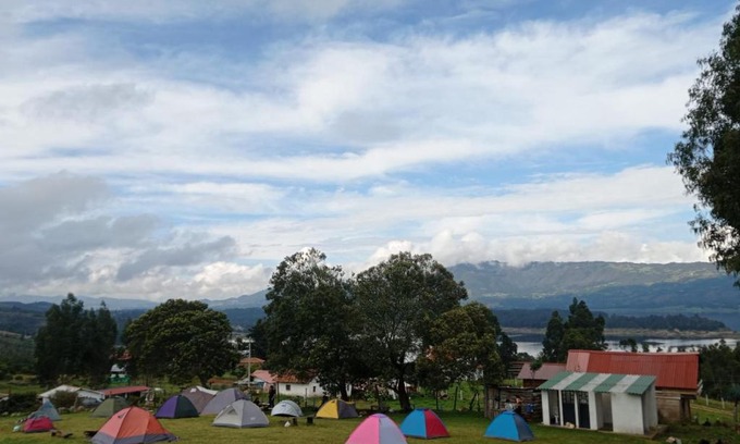 Guatavita Otro | Camping Las Acacias