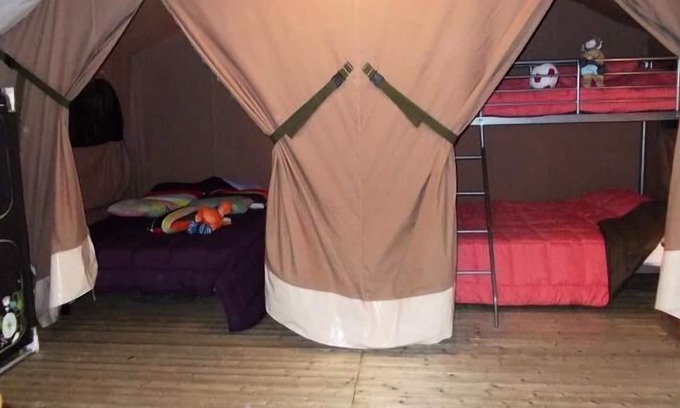 Severac-d'Aveyron Casa | Camping les Calquieres **** - Lodge Victoria 3 Habitaciones 5 Personas