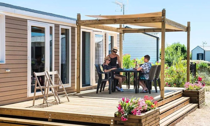 Vendres Chalet De Esquí | Camping Les Mûriers **** - Luxury Chalet 4 Rooms 6 People Air Conditioned + TV