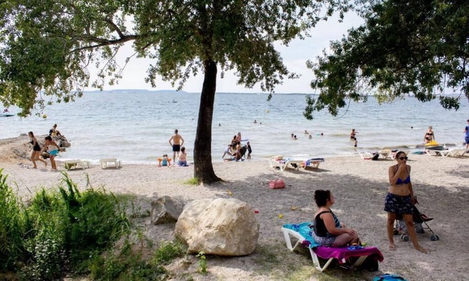 Vitrolles Alquiler De RV | Camping Marina Plage