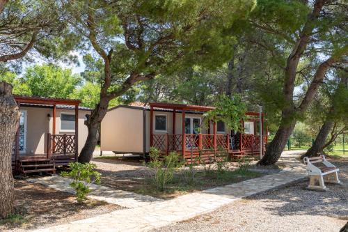 Starigrad Complejo | Camping Paklenica