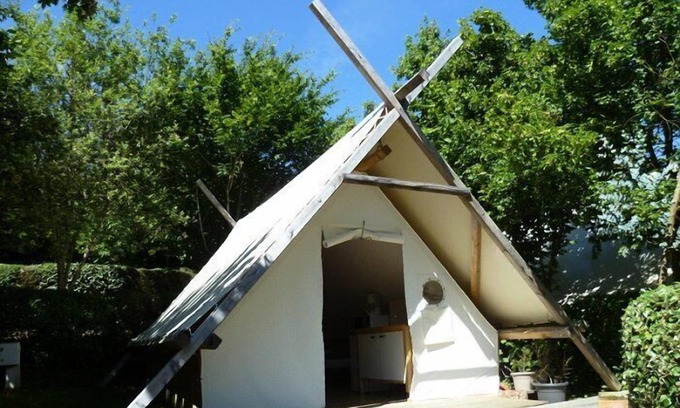 Cassagnabere-Tournas Casa | Acampar Pre Fixe **** - Prospector Carpa Classic 3 habitaciones 4 Personas