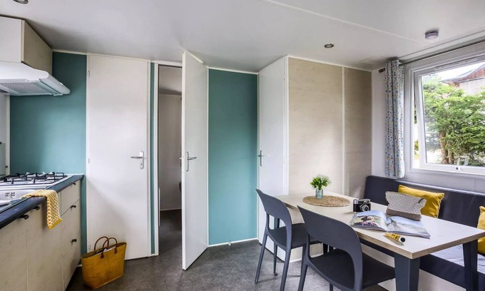 La Trinite-sur-Mer Casa | Camping Romanée Le Kervilor**** - Comfort mobile home 4 rooms for 6 people