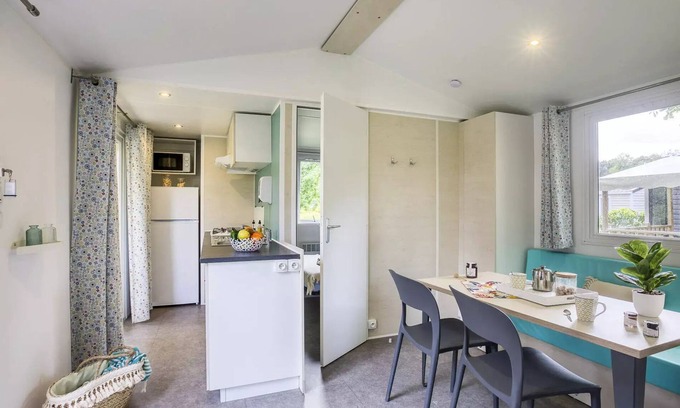 Ars-en-Re Casa | Camping Romanée Le Cormoran***** - 3-room Comfort mobile home for 4 people