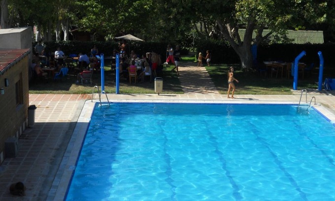 Fuente de Piedra Alquiler De RV | Camping Rural Fuente de Piedra