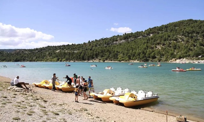 Bauduen Casa | Camping Tikayan Rives du Lac de Sainte Croix*** - Mobile home Tennessy with jacuzzi 2 rooms 2 people Air-conditioned
