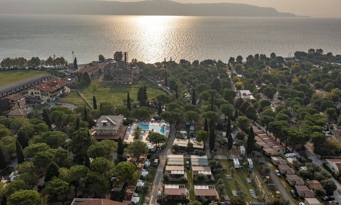 Toscolano Maderno Alquiler De RV | Camping Toscolano