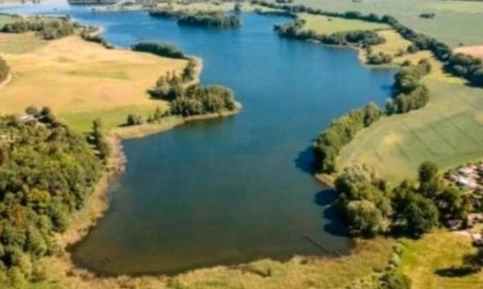 Carpin Otro | Camping - Wohnmobilstellplatz in der Mecklenburgischen Seenplatte Strom & Wasser vor Ort