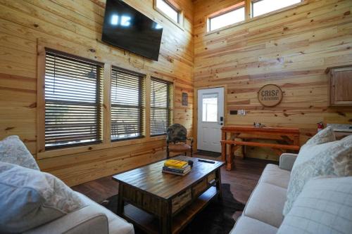 Bridgeport Casa | CampQYB- Modern Lux Cabin Hot Tub FirePit Sauna