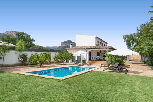 Alaro Casa | Camproig Holiday Home