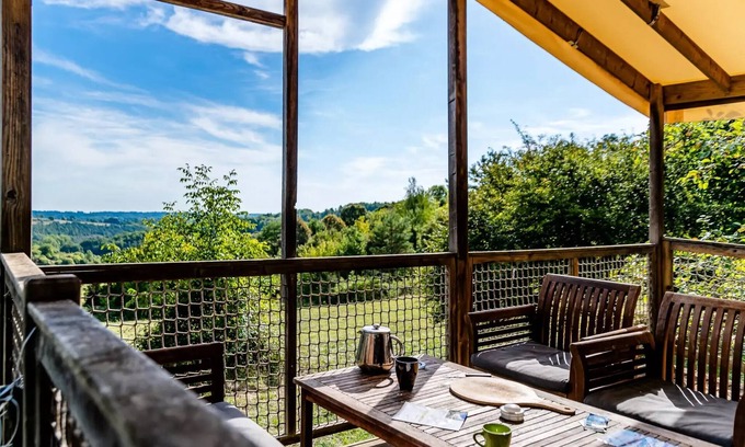 Rouffignac-Saint-Cernin-de-Reilhac Casa | Campsite Flower Les Terrasses de Dordogne *** - Canvas Bungalow 3 Rooms 5 People Without Sanitary