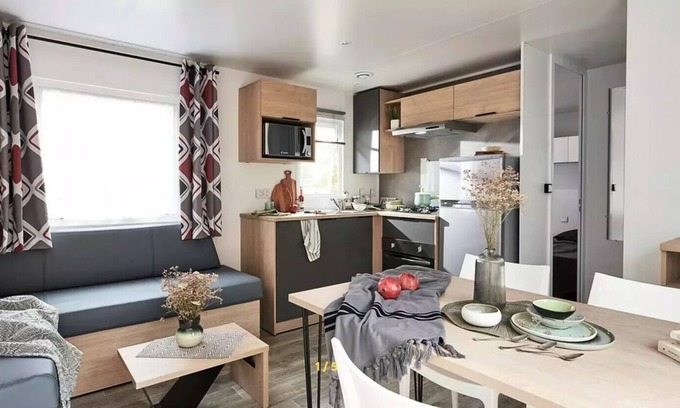 Crecy-la-Chapelle Casa | Vrbo Property