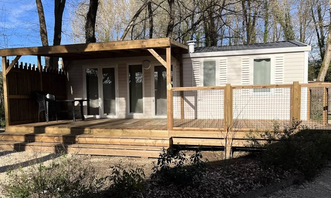 Tremolat Casa | Campsite Flower Les Berges de la Dordogne *** - Comfort Mobile Home 32m² Malaga - 3 bedrooms + Covered terrace, air conditioning, TV, dishwasher 6 people