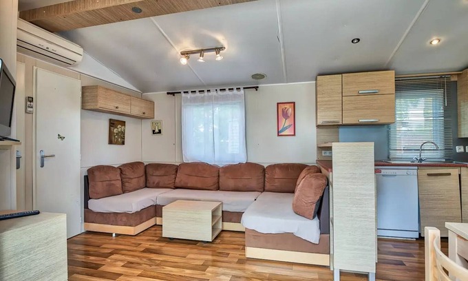 Puyravault Casa | Campsite Le Merval *** - 3 bedroom mobile home for 6/8 people with air conditioning for 8 people