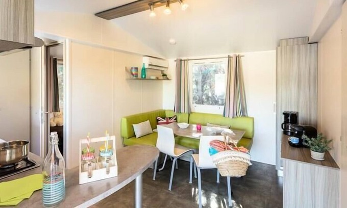 Mirepeisset Casa | Campsite Le Val de Cesse *** - Mobile home Classic XL 3 rooms 4/6 people Air-conditioned