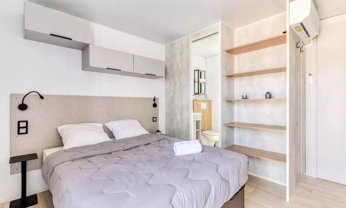 Bompas Casa | Campsite maeva Escapades Les Cottages de Perpignan **** - Hotel Formula 2 People Air Conditioned + TV