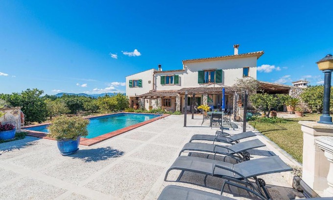 Muro Villa | Can Rius