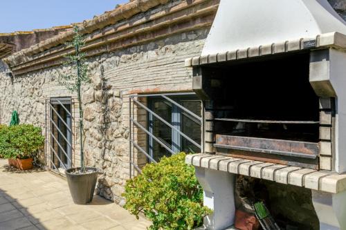 Torroella de Fluvia Casa | Can Salva charm on the Costa Brava