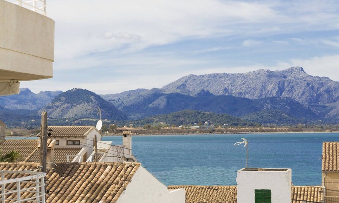 es Bacares Chalet De Esquí | Can Xim 080 fantástica casa cerca de la playa, con terraza, jardín, barbacoa y WiFi
