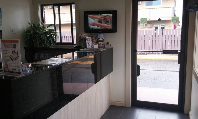 Vernon Hotel | Canadas Best Value Inn & Suites Vernon