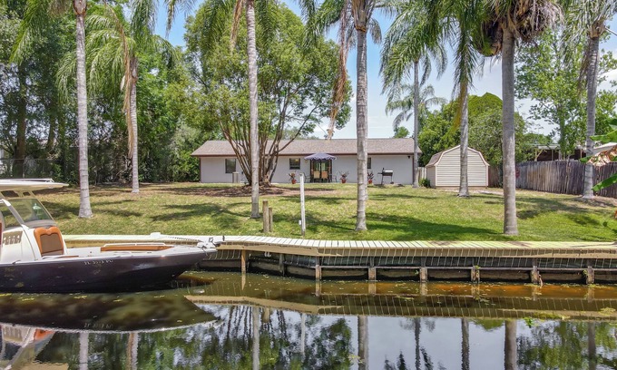 Leesburg Casa | Canal Front Home en Harris Chain of Lakes!