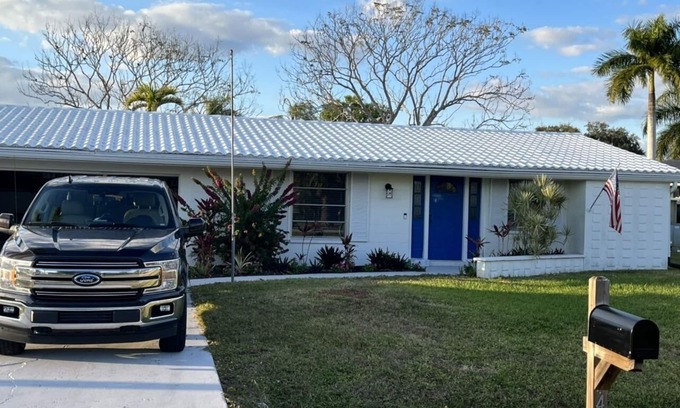 Fort Myers Casa | Canal house minutes from downtown Fort Myers