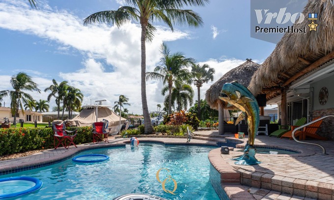 Garden Isles Casa | Canal Oasis W/ Private Dock & Poolside Paradise!