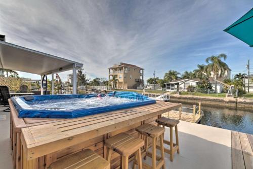 Hudson Beach Estates Casa | Canalfront Home with Dock and Access to Gulf of Mexico