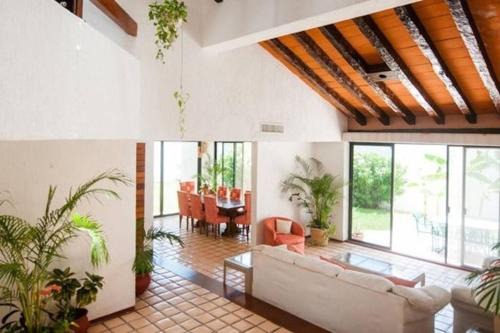 Zona Hotelera Villa | Cancun Villa Agave, access to the Beach!