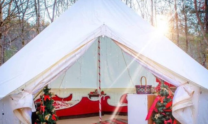 Columbia Alquiler De RV | Candy Cane Glamp Yurt in the Woods